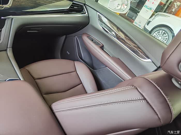 xt6内饰为啥都是黑色,太不上档次了