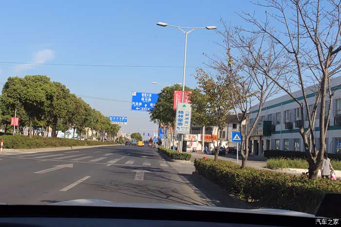 西塘村是无锡市现代化新农村建设试点村,有了小白真不错,开拓了视眼