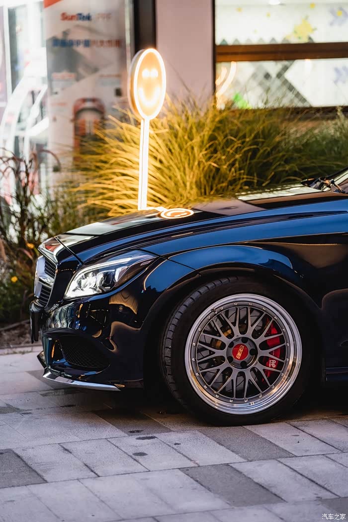 最美奔驰瓦罐cls400shootingbrake