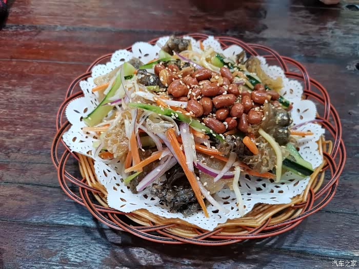 凉拌鱼皮花生,鱼皮经典特殊制作,很脆很弹牙很好吃