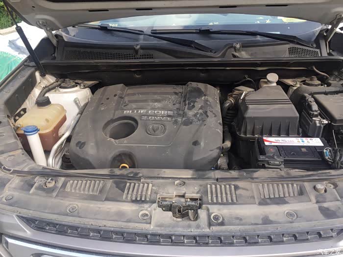 【图】驾75为车友更换蓄电池_长安cs75论坛_汽车之家论坛