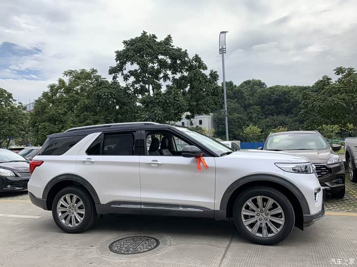 【图】提车 提车 钛金 格陵兰白_探险者论坛_汽车之家论坛