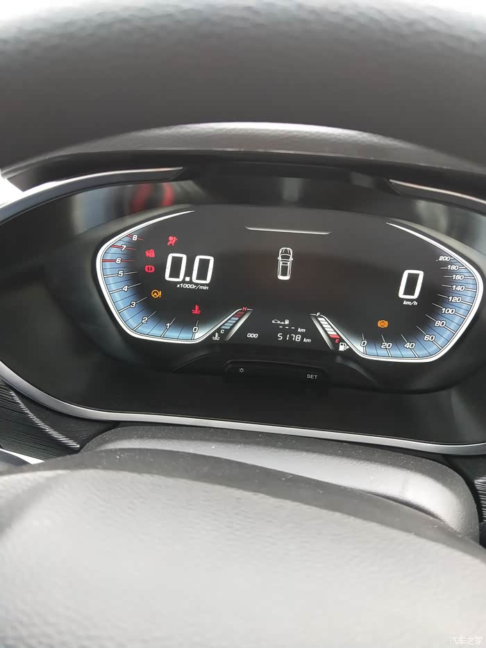 宝骏360启动后故障灯全部亮了