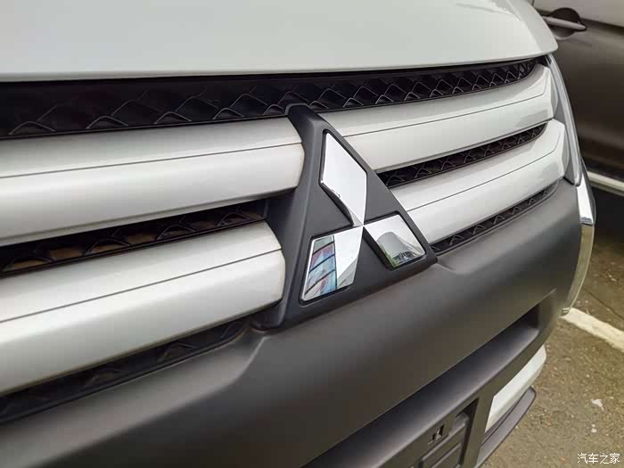 白小白--奕歌用车初感受。