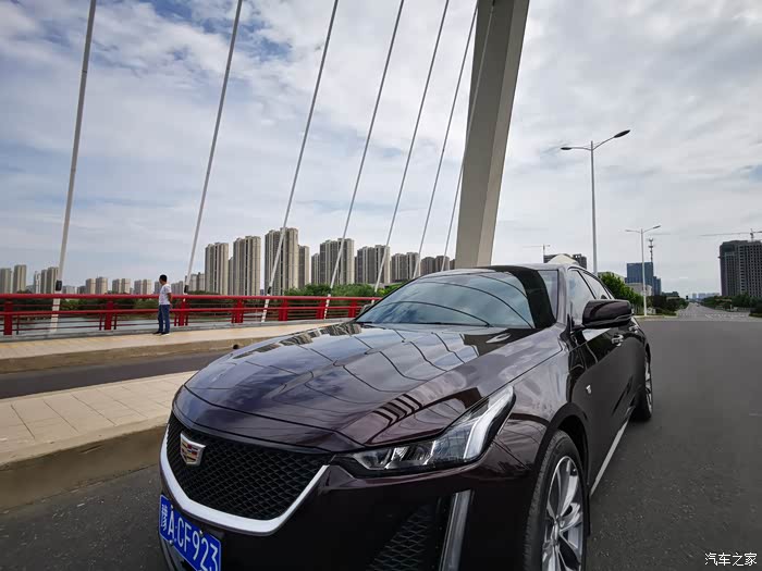 珊瑚紫ct5领先运动这么神仙级别的颜色也是爱的不行了