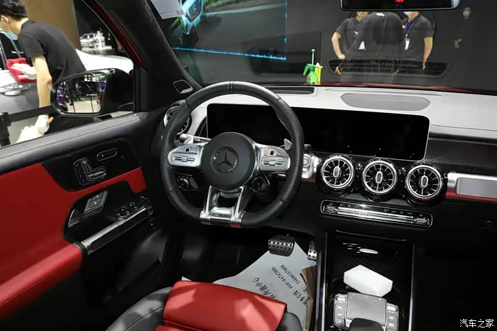 打卡广州车展奔驰amgglb35内饰赏析