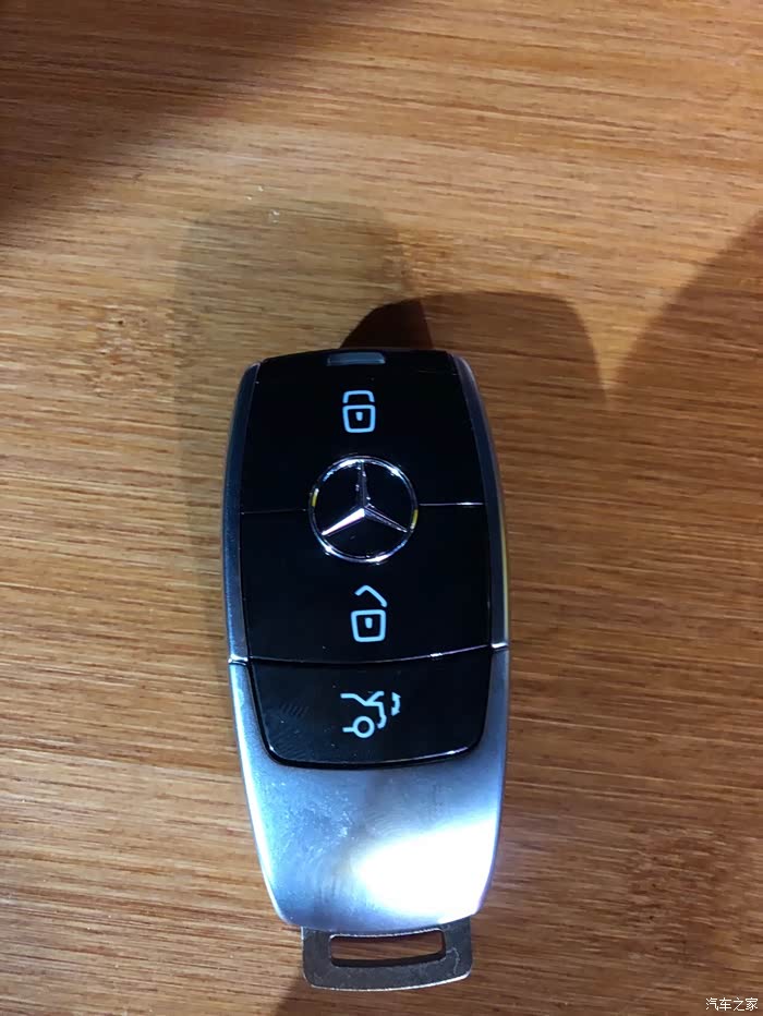 s迈s450车钥匙为什么没迈巴赫标志