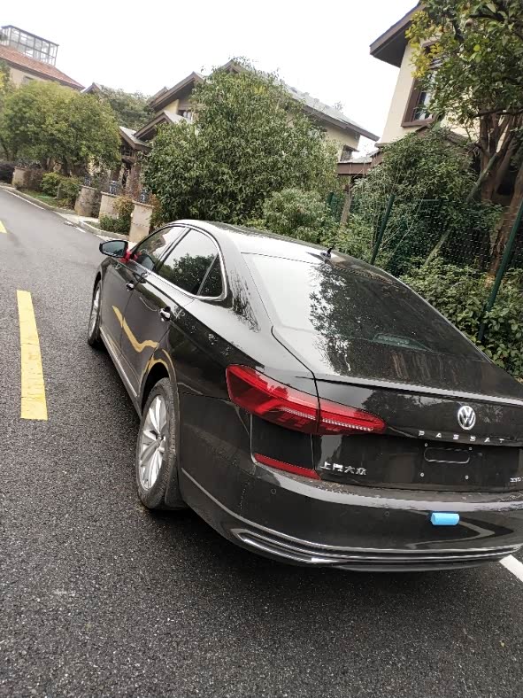 全新帕萨特精英版