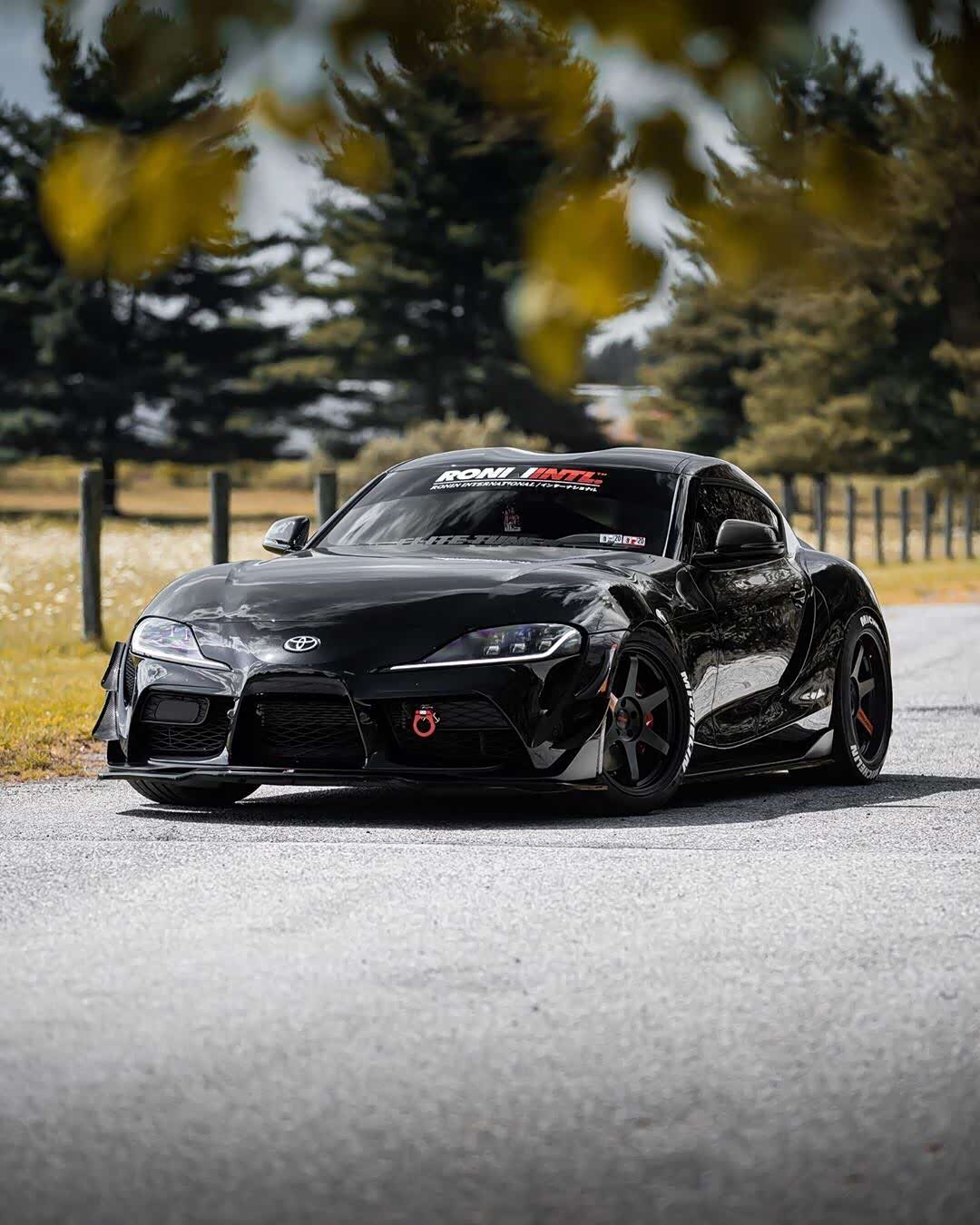 toyotasupraa90改装车好像比z4好