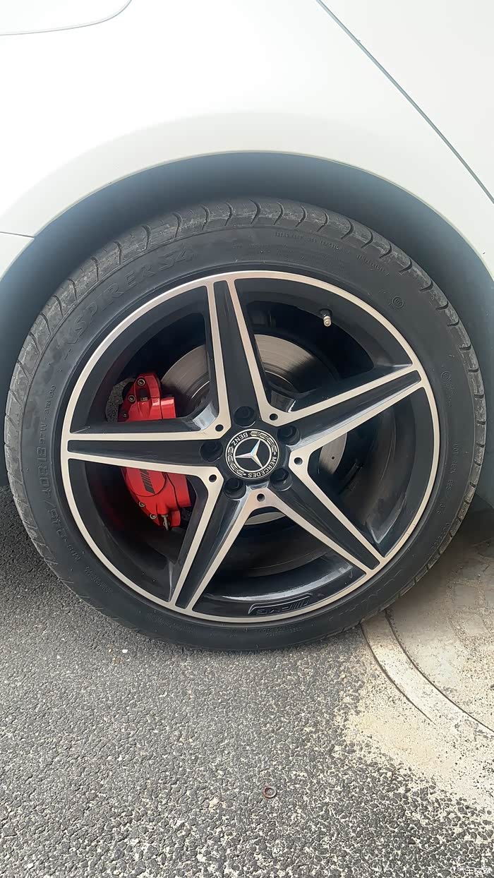 求够18寸amg五幅轮毂