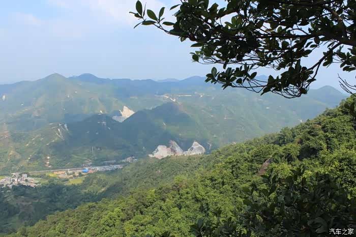 自驾劲炫登顶陆川第一峰谢仙嶂