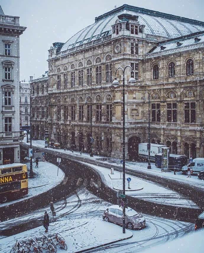 维也纳童话般的下雪天 .