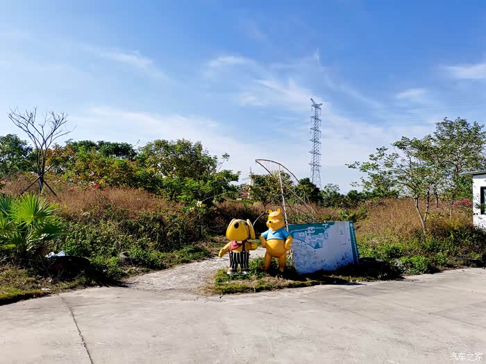自驾逸和生态旅游度假区追寻冬日的足迹