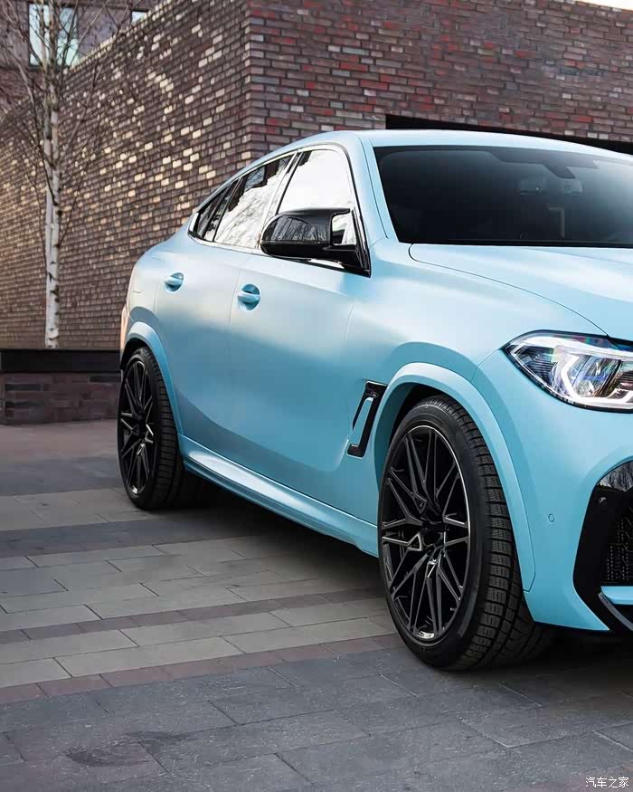 哑光蓝的x6m相当有质感很流行贴膜啊还挺好看