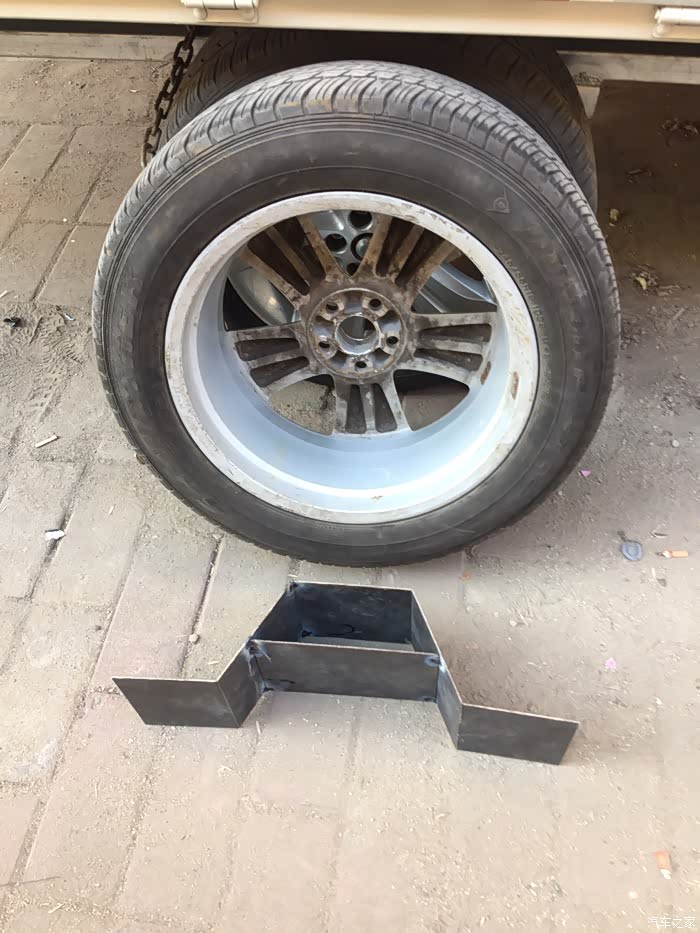 10汉兰达自制拖车杠小拖车