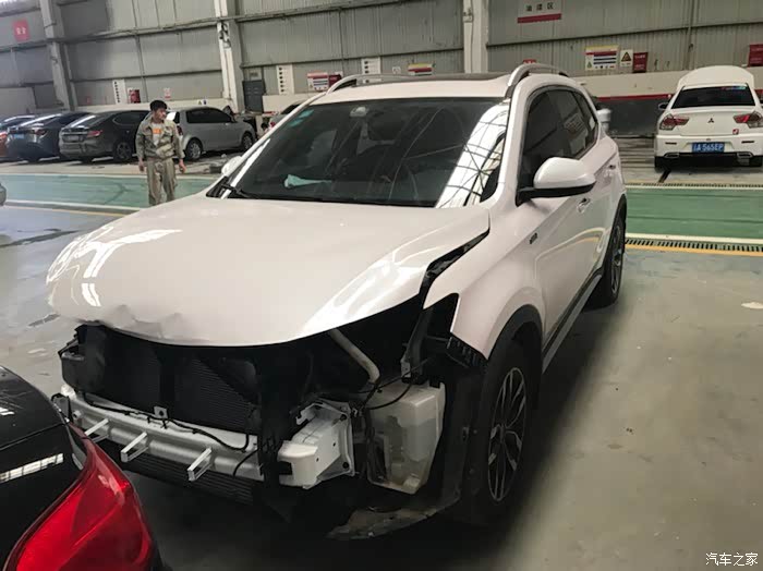 【图】rx5第一次被撞了_荣威rx5/rx5新能源论坛_汽车之家论坛