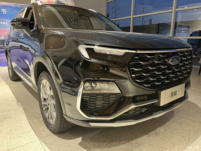 江铃福特领裕大六座suv