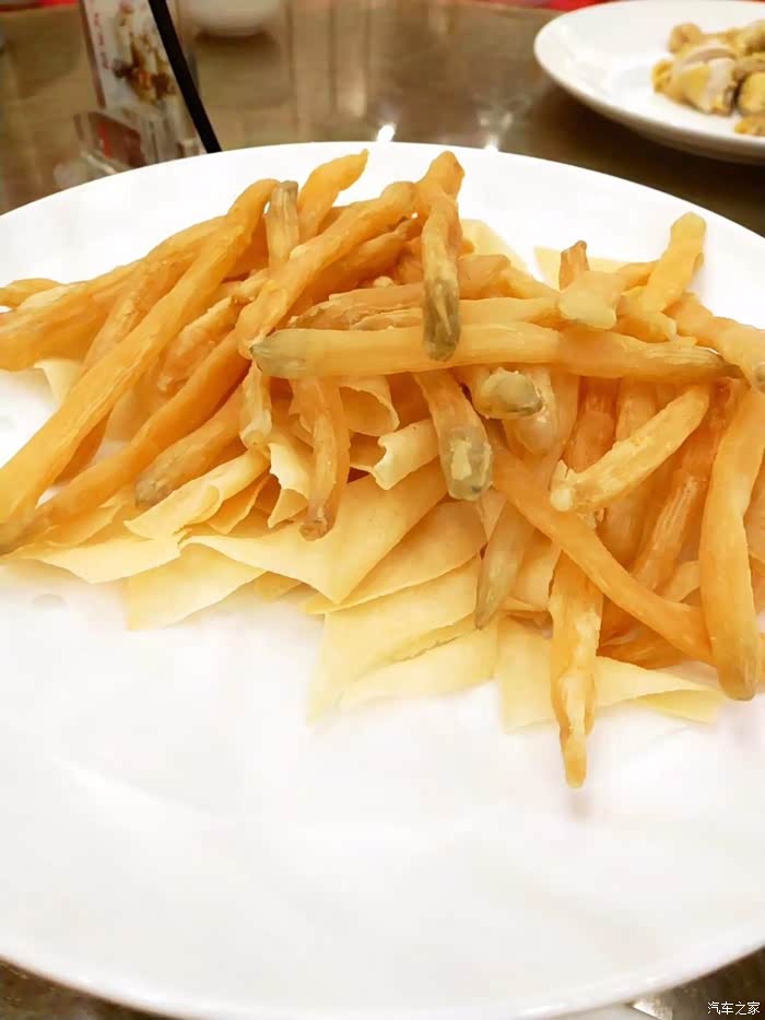 油炸沙虫,酥脆好吃