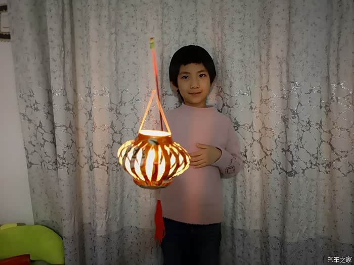 新年用易拉罐做个可以点亮的灯笼