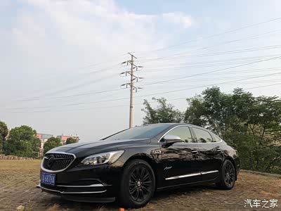 君越黑武士,冒个泡.