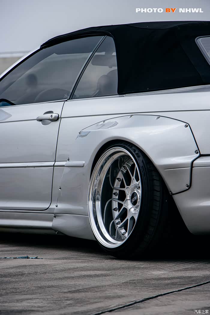 【图】车主打造de极致优雅宝马e46 3系敞篷车!