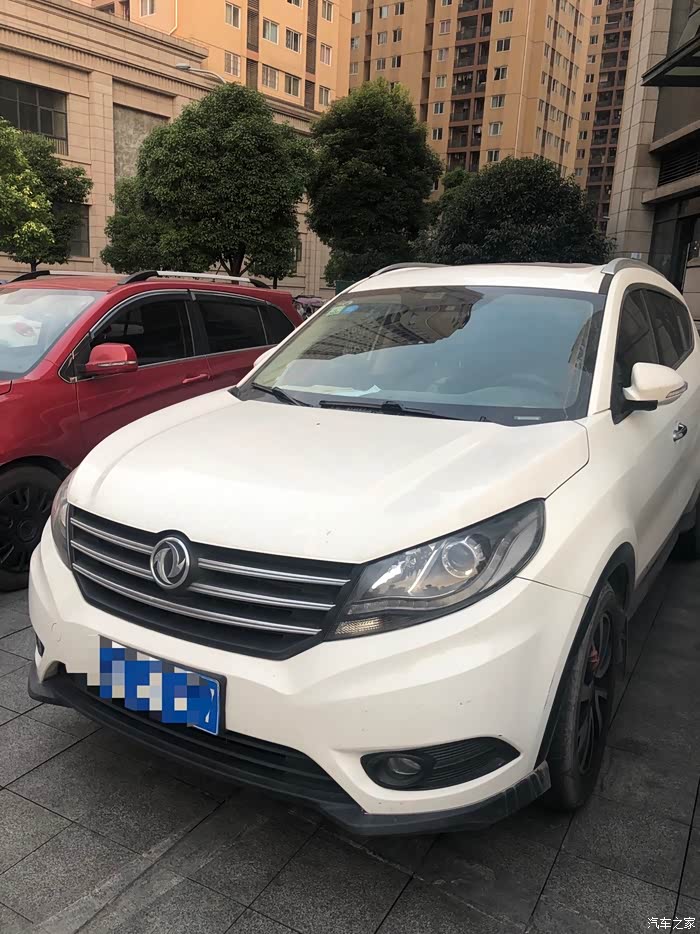 回到家安安静静白,沉稳气,前脸三幅式设计,简洁方