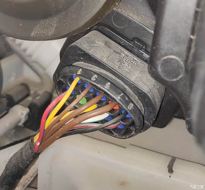 【图】斯柯达17款晶锐大灯插头_晶锐论坛_汽车之家论坛