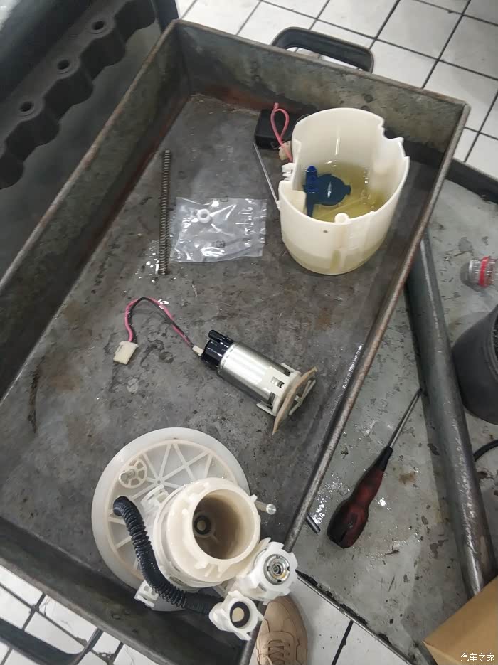 保养更换燃油泵