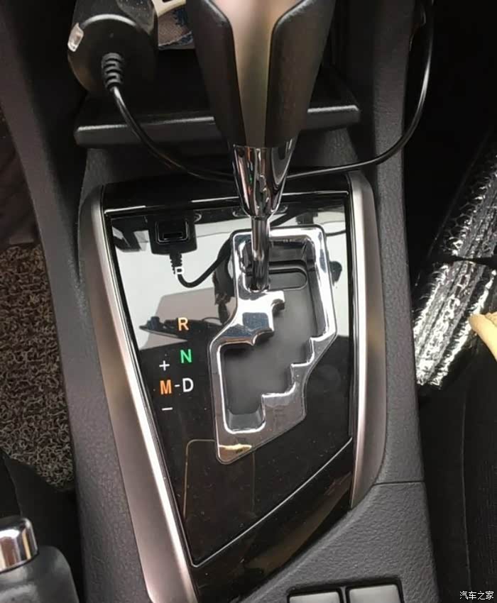 蛇形走位的档杆