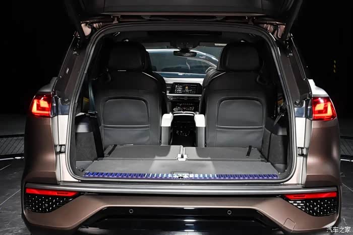 【图】奥迪q6后备箱容积_雅特新能源论坛_汽车之家论坛