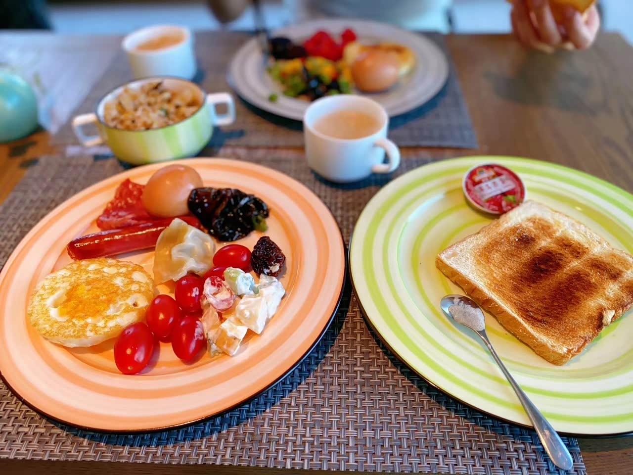 西餐当点心不错,正餐我喜欢吃中餐,西餐和中餐你更喜欢吃哪种?