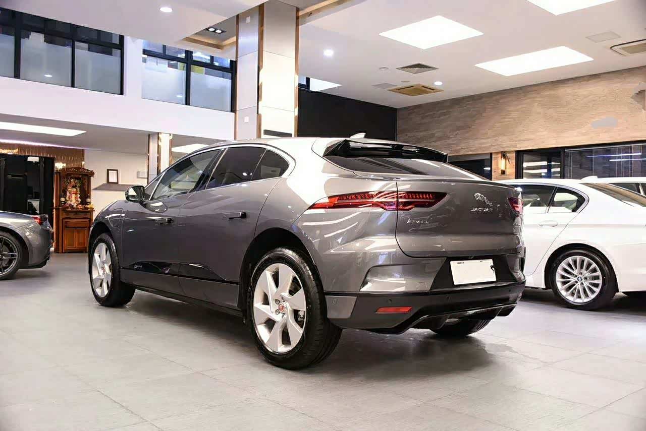 捷豹i-pace纯电车,捷豹绝对是名不虚传