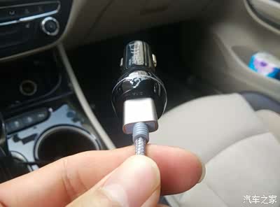 【家家众测】飞利浦"点烟器转接头"评测.