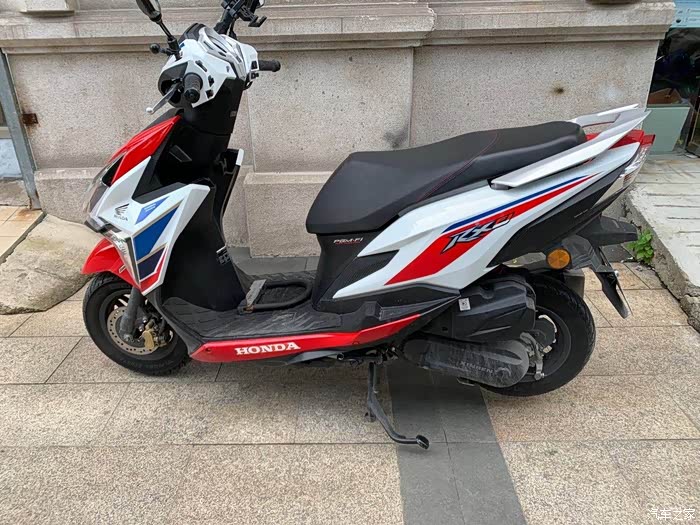 【图】神奇的本田pcx160_摩托车论坛_汽车之家论坛