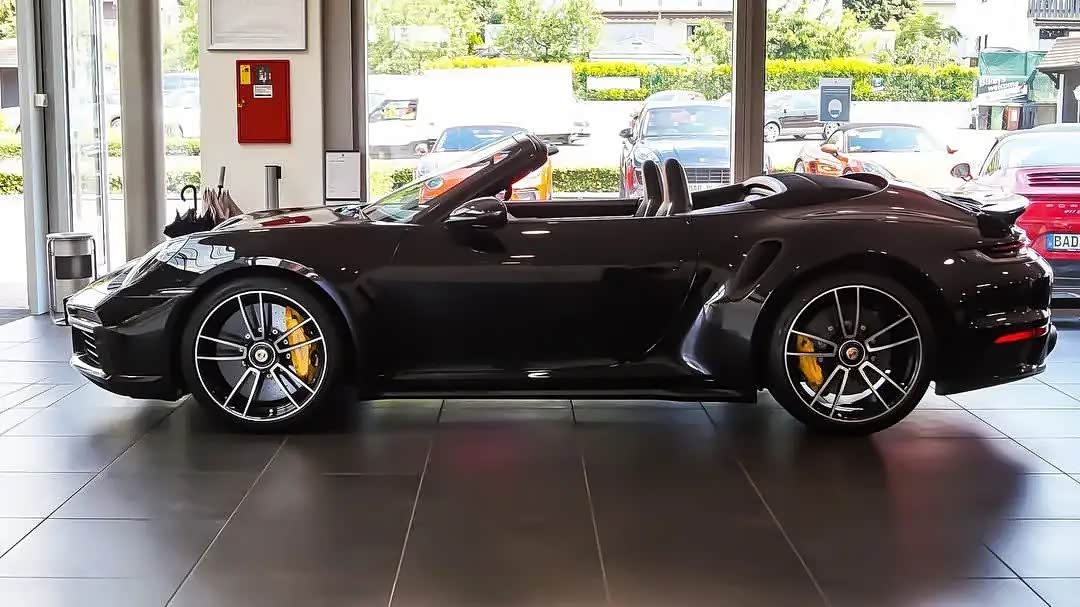保时捷911 turbo s敞篷