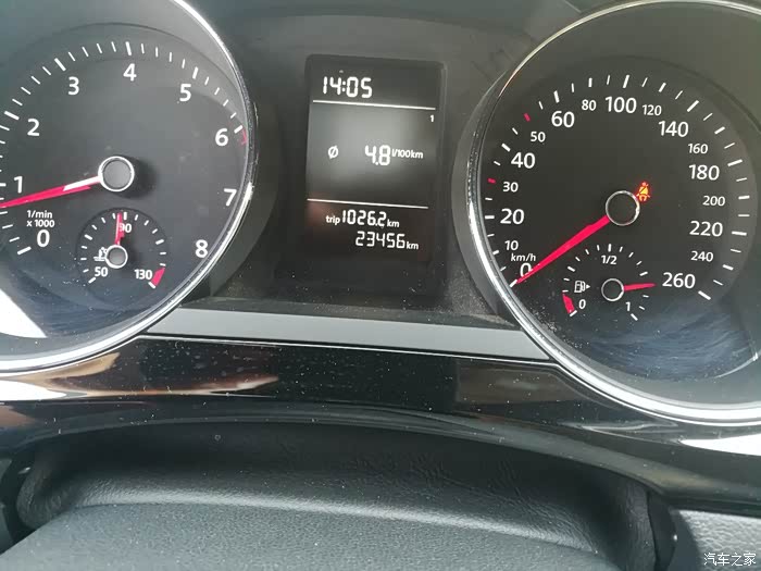 【图】油表灯亮了,油箱还剩多少油啊?_速腾论坛_汽车之家论坛