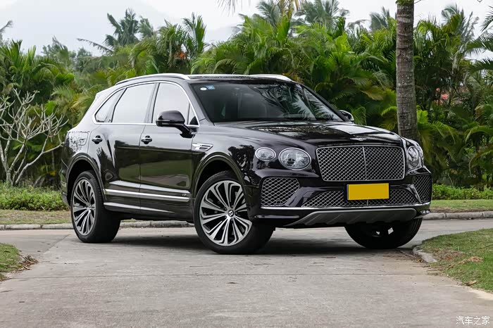 年末福利大反馈仅售2499万40tv8实拍宾利添越