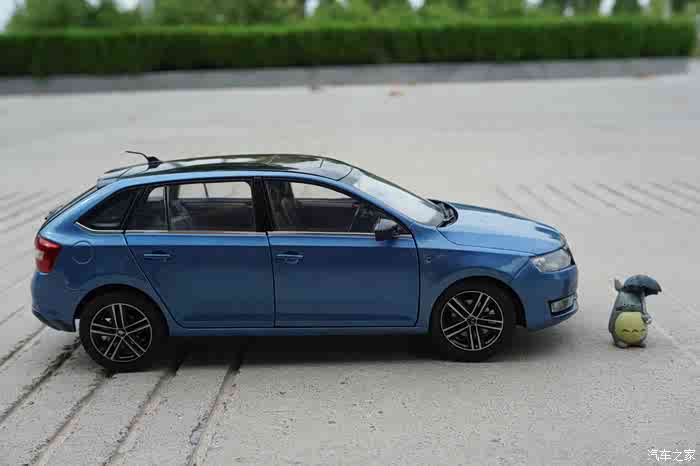 斯柯达昕动就是昕锐的两厢版车型,车身长度与昕锐保持一致