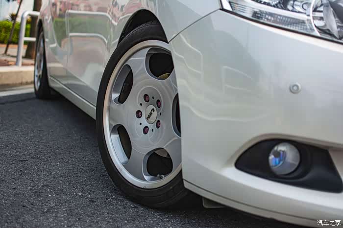 不再中庸的大白丰田的逸致改装