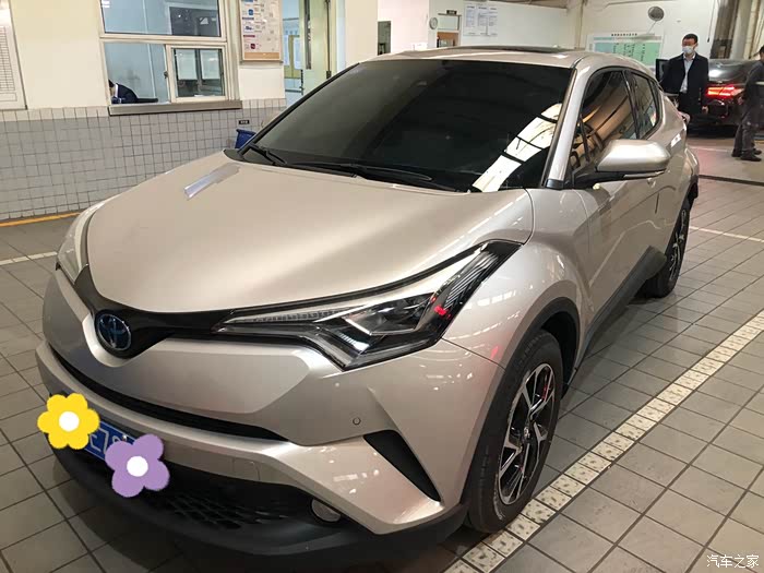 奶凶奶凶欧泊银色chr我的哈士奇