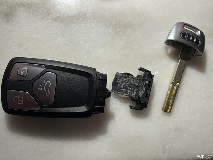 q5l换车钥匙电池给大家一个快速教程