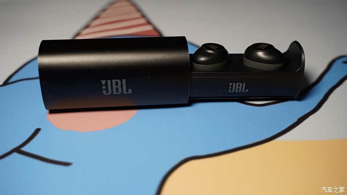 为啥买jblc230tws蓝牙耳机