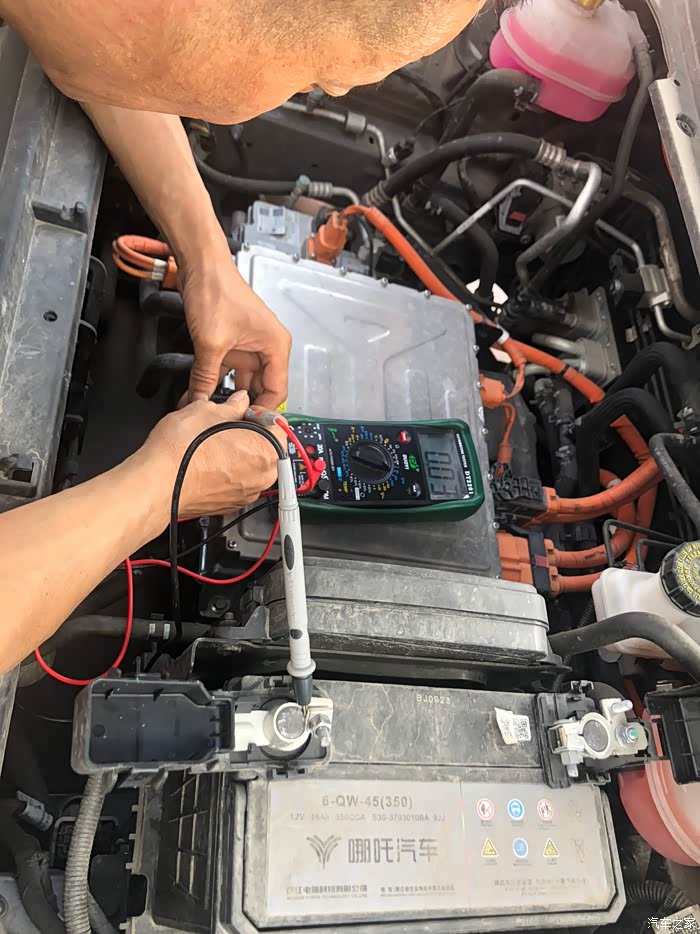 【图】小电瓶夸电怎么办_哪吒u论坛_汽车之家论坛