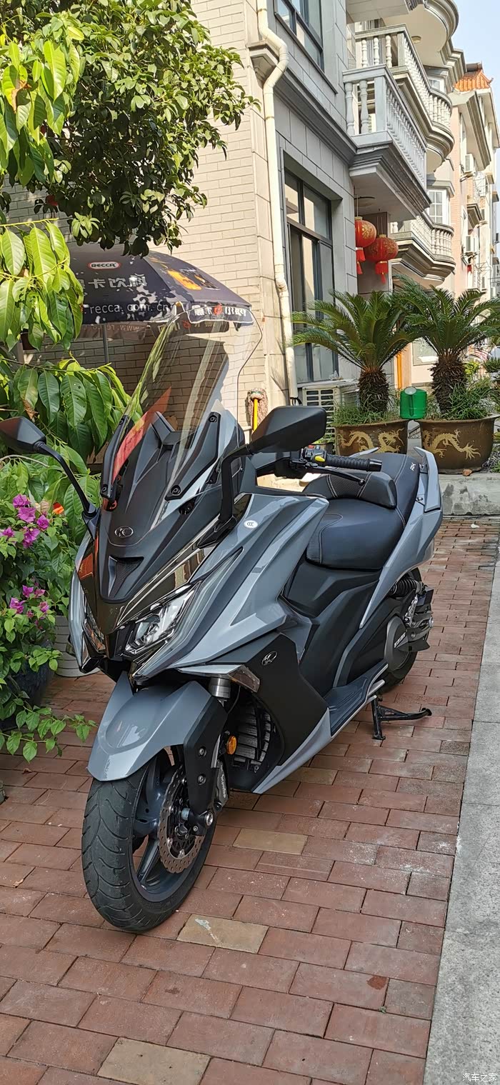 光阳ak550车主请进