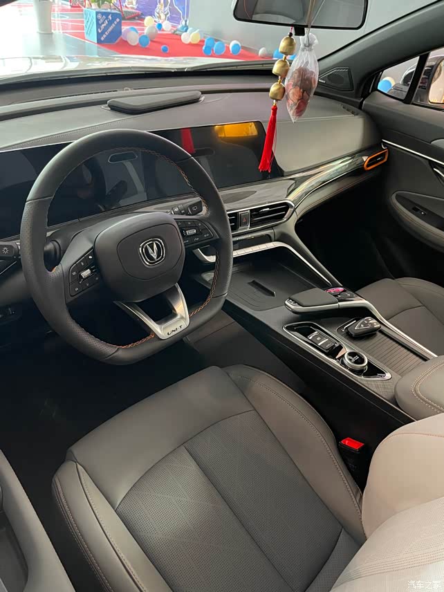 【图】unit 灰色内饰不多见_长安uni-t论坛_汽车之家论坛