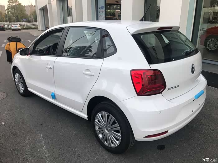 没办法,接着就准备去看看大众的polo 新捷达 福特新嘉年华飞度 等.