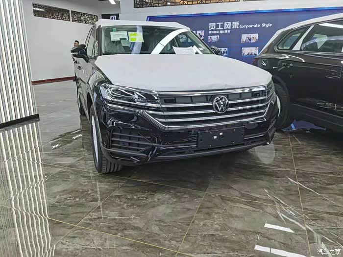 2021途锐20领航升级版国六朋友圈发的天津港现车带空悬