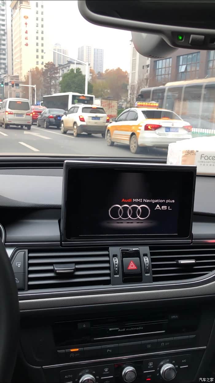 奥迪mmi间歇性不断死机重启从买车就开始出现这个问题