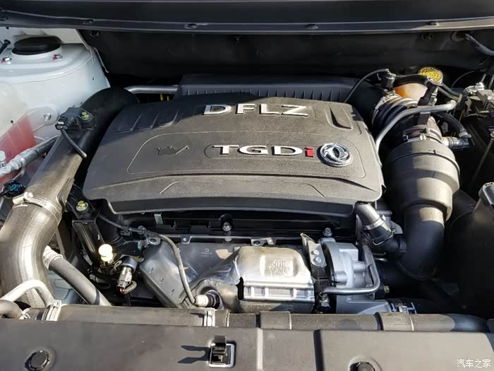 据说配置是搭载了由宝马技术授权1.6td 涡轮增压缸内直喷发动机.