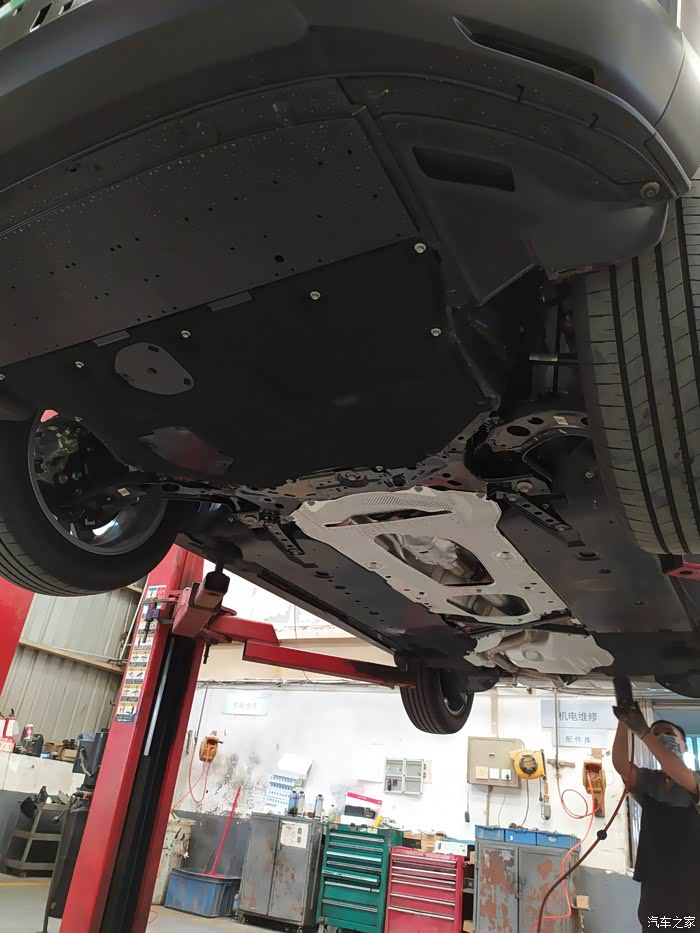 【图】升起底盘,才知道cx30的玄机._马自达cx-30论坛_汽车之家论坛